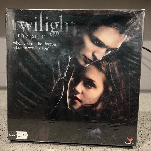 The Twilight Saga: Twilight, New Moon & Eclipse Board Game Sets Combo - Picture 2 of 12